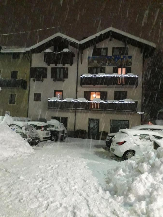 Casa Salvaterra Affittacamere Pinzolo Exterior photo